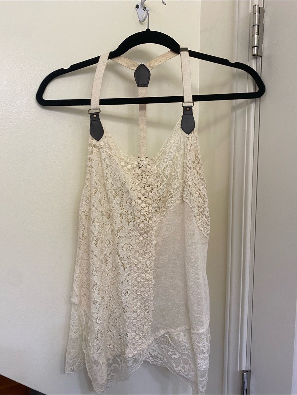 Daytrip Cream Lace T-Back Camisole